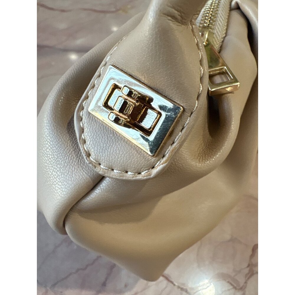 8 Other Reasons Puff Shoulder Bag in Khaki One Size New Womens Faux Leather - Picture 7 of 10